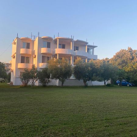 Готель Casa Gazi Улцинь Екстер'єр фото